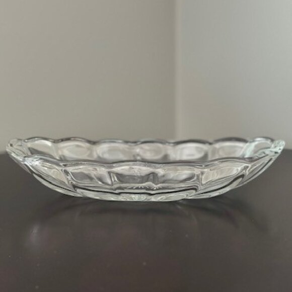 Set of Five Anchor Hocking Glass Banana Split Dishes - Picture 2 of 4